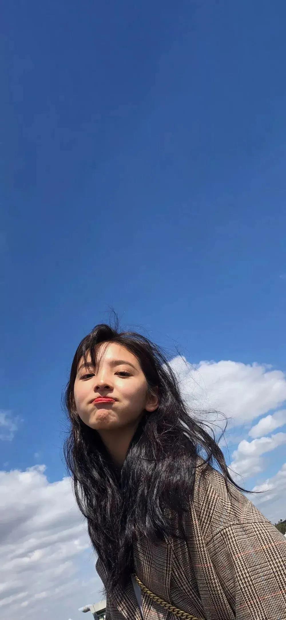 奔驰绝地反击！今年17款新车曝光，有6款纯电